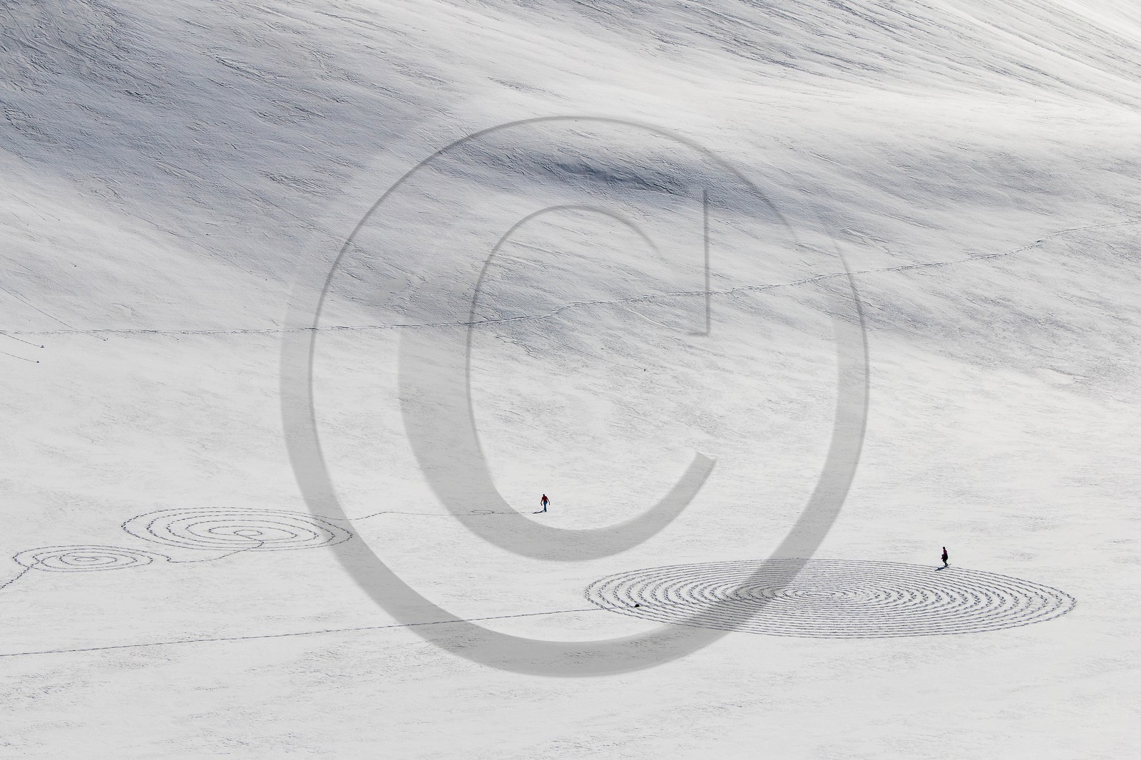Serre-Chevalier, Snow drawings, une œuvre de l'artiste Sonja Hinrichsen