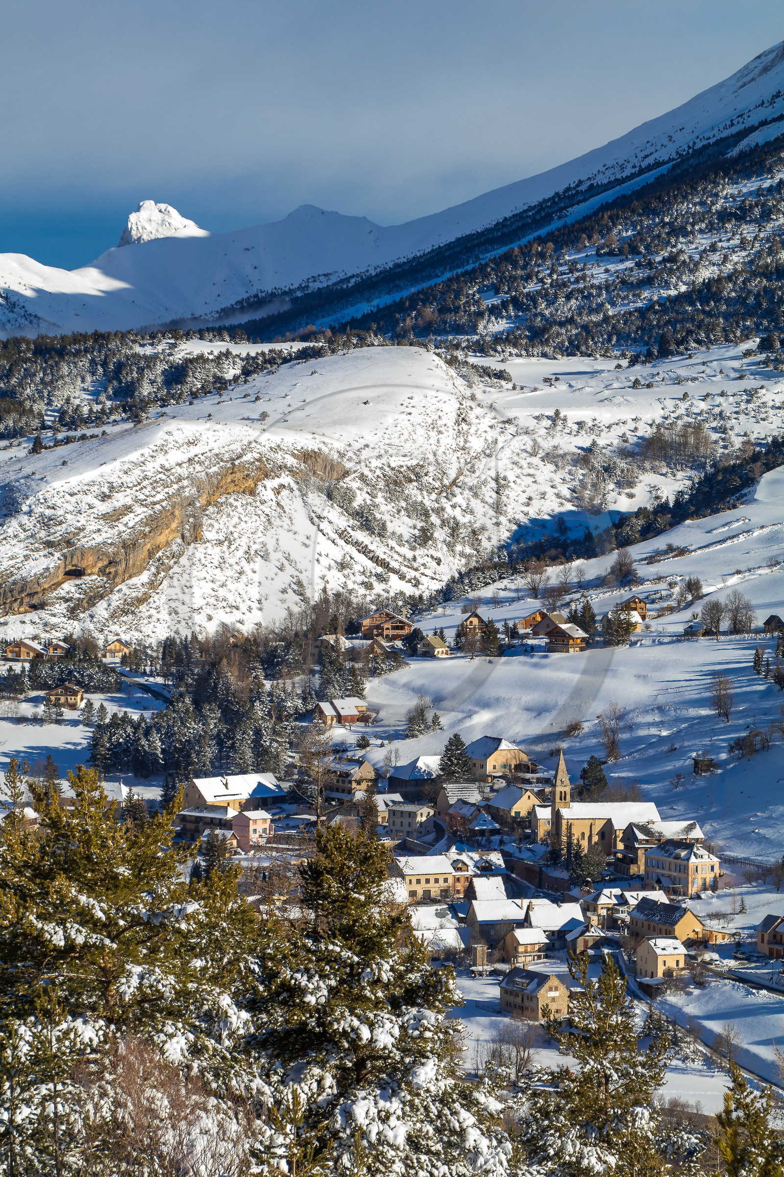 Dévoluy, Saint-Étienne-en-Dévoluy Dévoluy, Saint-Étienne-en-Dévoluy