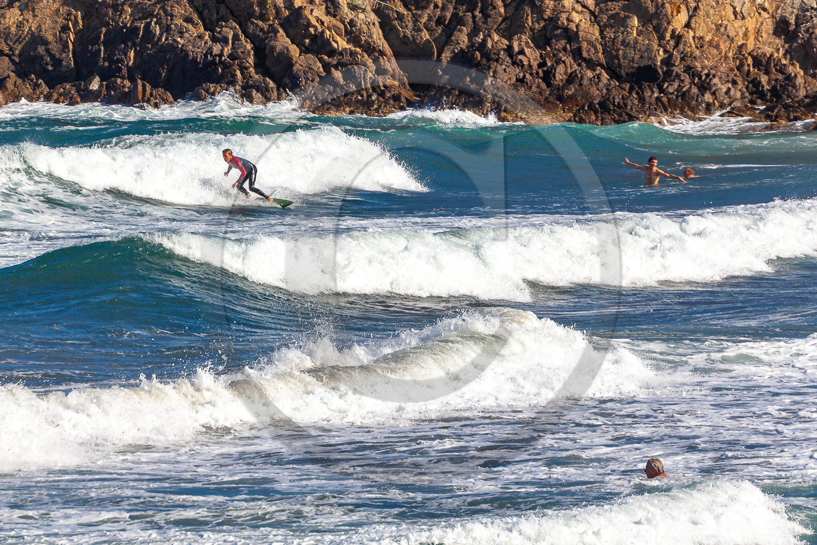 Surf à Fautea Fautea Surf à Fautea Fautea