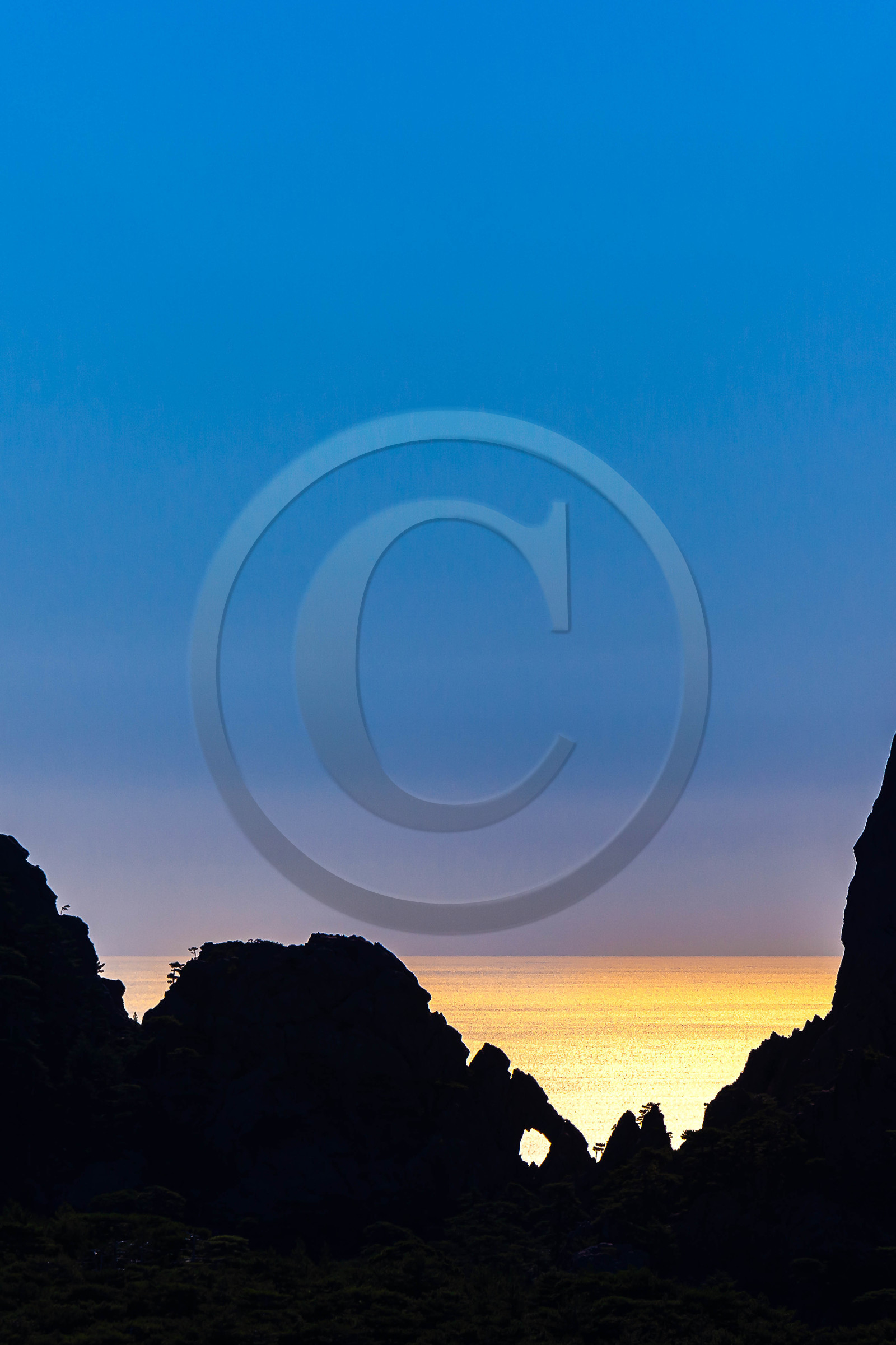 Le trou de la Bombe (Tafonu di Cumpuleddu) Le trou de la Bombe (Tafonu di Cumpuleddu)