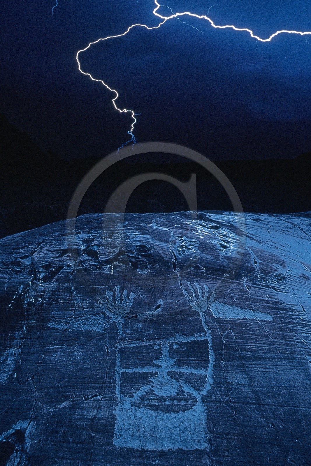 Gravure rupestre le Sorcier Gravure rupestre le Sorcier