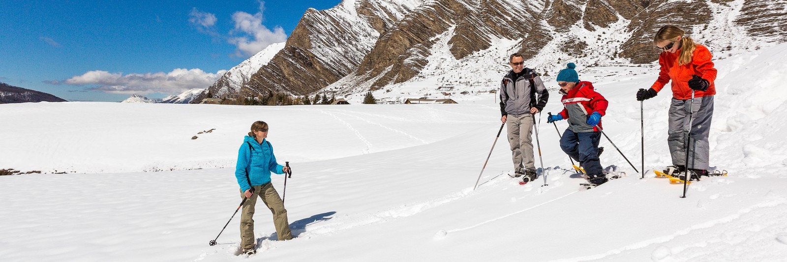 Crévoux, randonnée famille en raquettes à neige