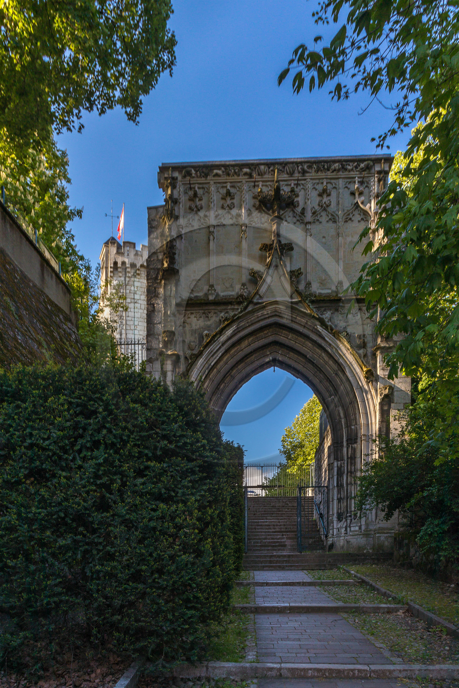 Château des ducs de Savoie, porte de l'esplanade Château des ducs de Savoie, porte de l'esplanade