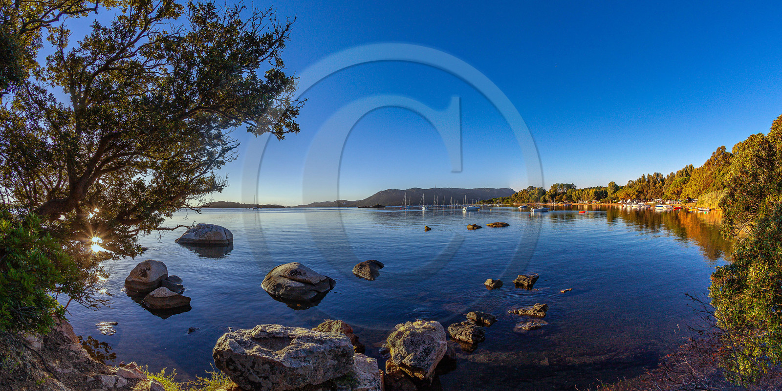 Porto-Vecchio, baie de Stagnolu Porto-Vecchio, baie de Stagnolu