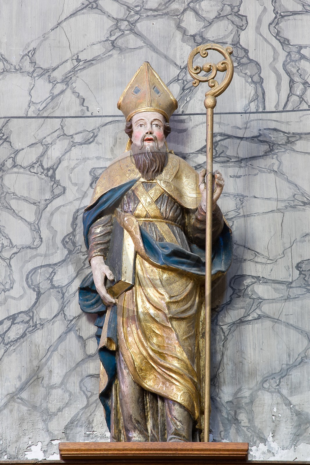 Briançon, cité Vauban, Église paroissiale Notre-Dame-et-Saint-Nicolas (ancienne collégiale Notre-Dame) Briançon, cité Vauban, Église paroissiale Notre-Dame-et-Saint-Nicolas (ancienne collégiale Notre-Dame)
