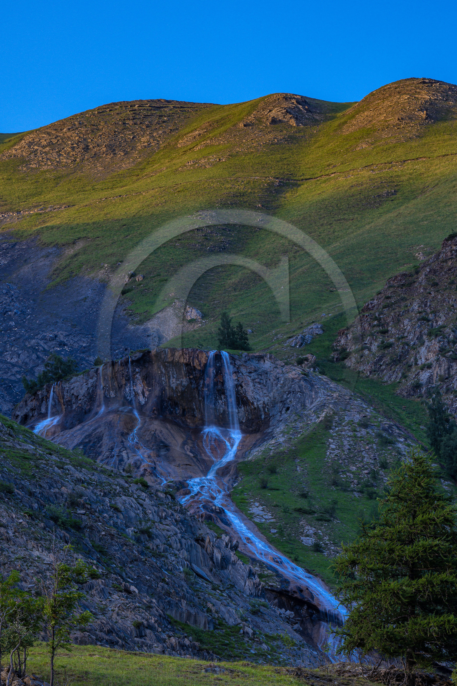 Fontaine pétrifiante des Clots