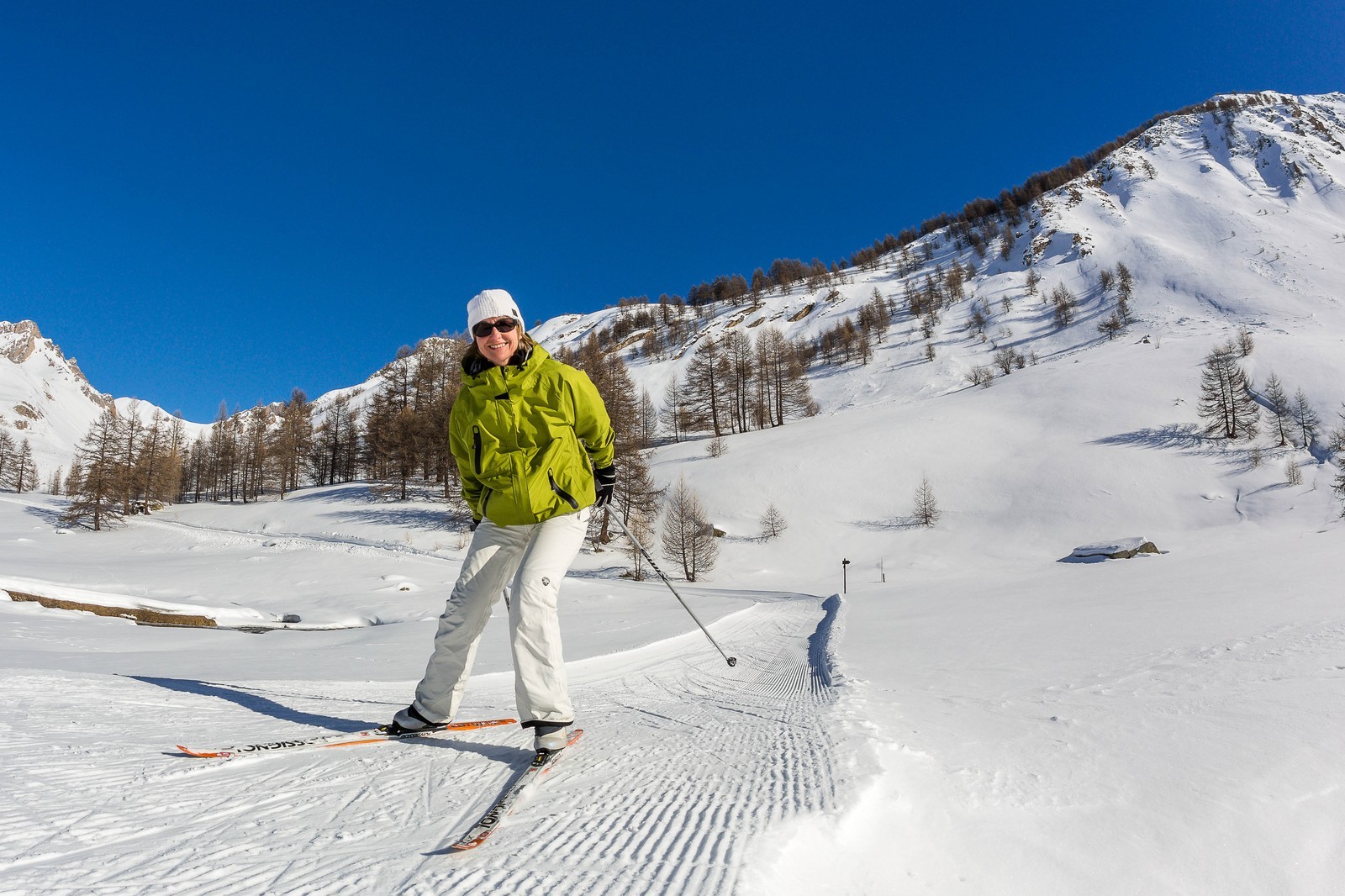 Larche, col de Larche, ski de fond dans le vallon du Lauzanier