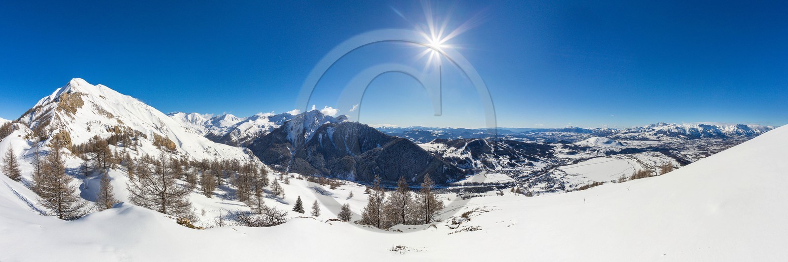 Vallée du Champsaur, station village d'Ancelle