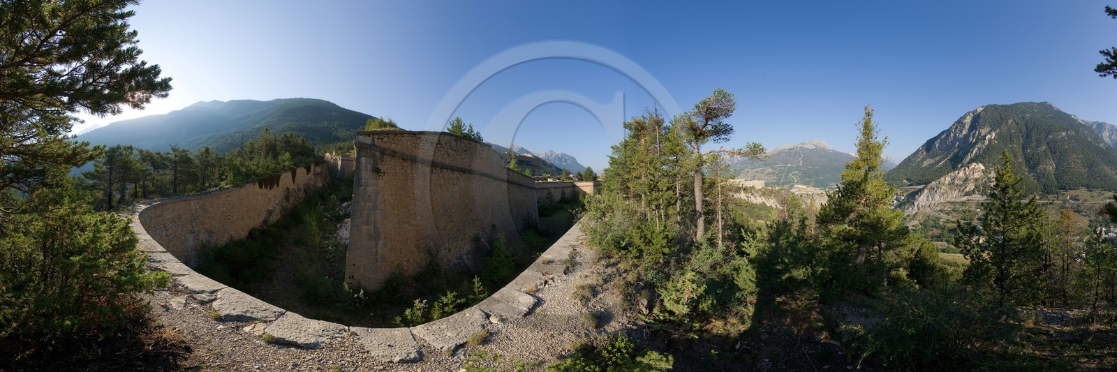 Briançon, Fort Dauphin