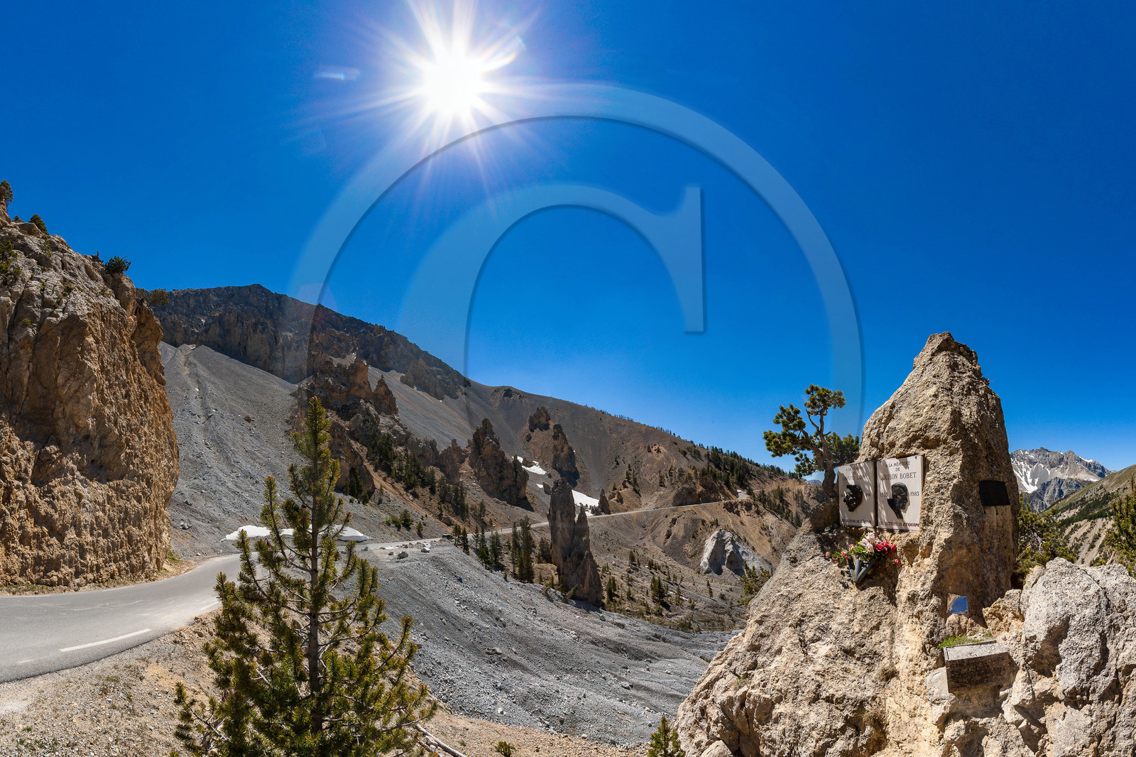 Col de l'Izoard, la Casse Déserte,  stèle Fausto Coppi et Louison Bobet