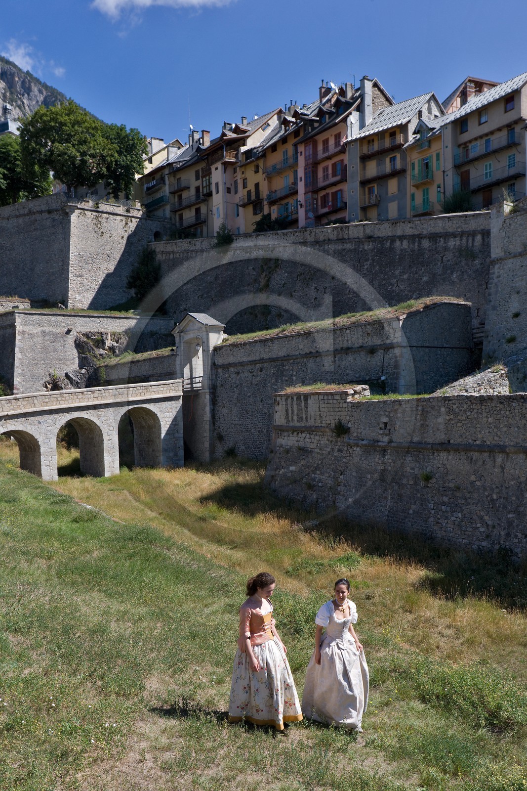 Briançon, l'association Les regiments du passé reconstituent la vie civile et militaire Briançon, l'association Les regiments du passé reconstituent la vie civile et militaire