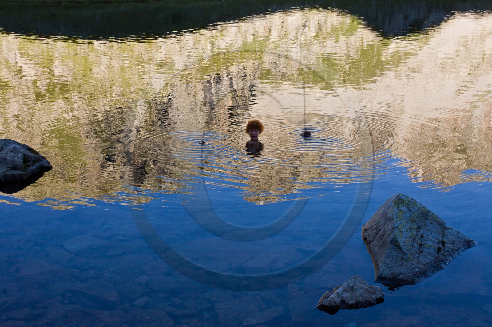 Baignade au lac de Cebeyras Baignade au lac de Cebeyras