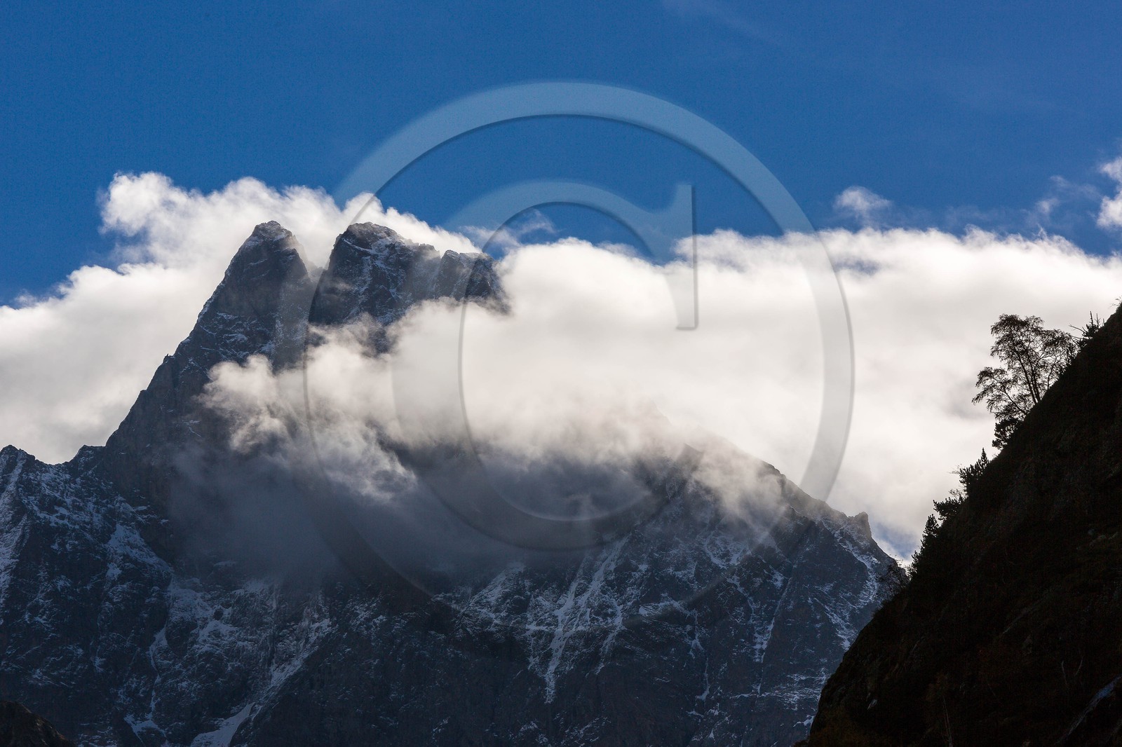 Vallée de la Bonne, Le Désert, L'Olan