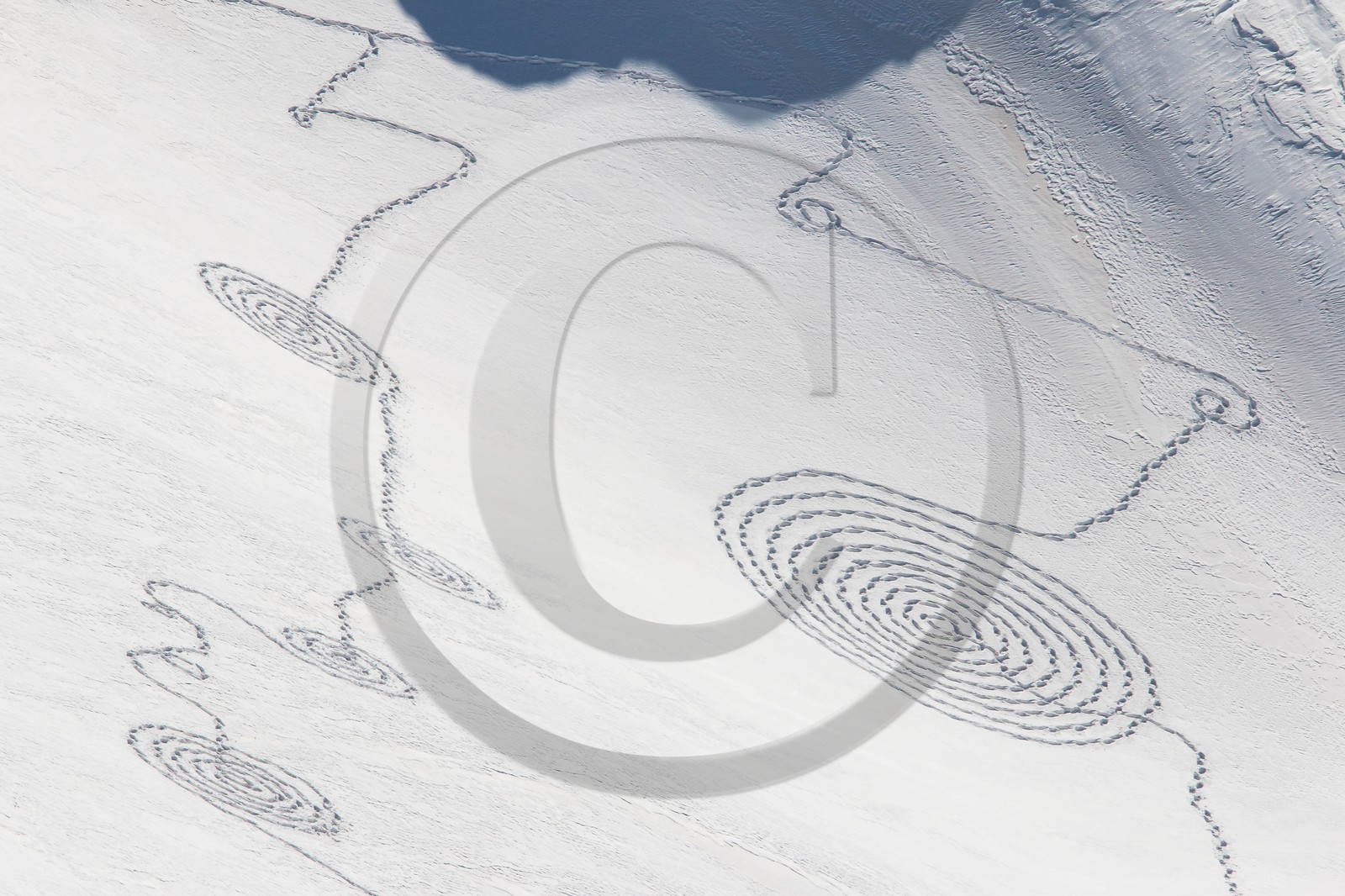 Serre-Chevalier, Snow drawings, une œuvre de l'artiste Sonja Hinrichsen