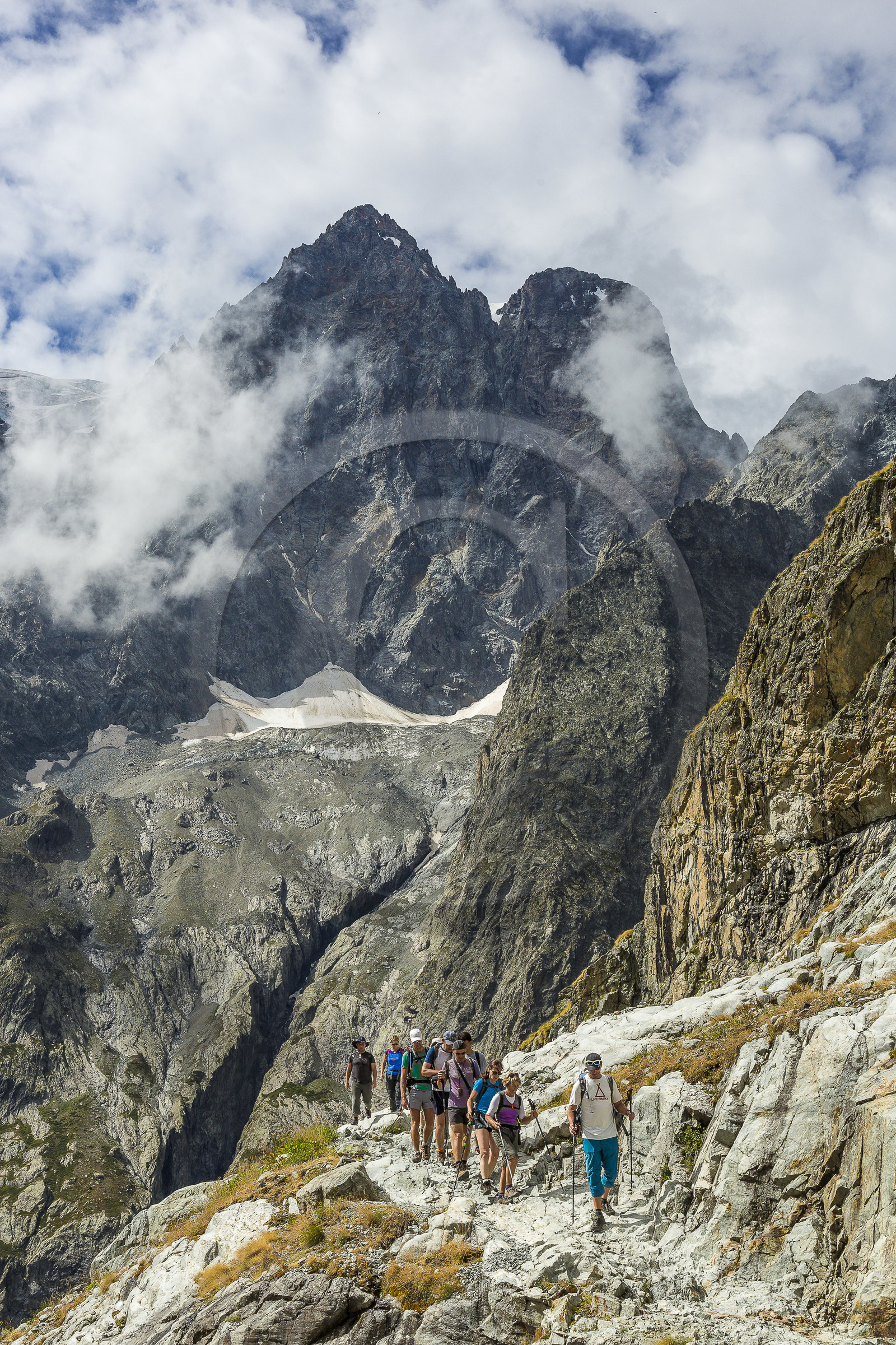 Alexandre Puech, accompagnateur en moyenne montagne Alexandre Puech, accompagnateur en moyenne montagne