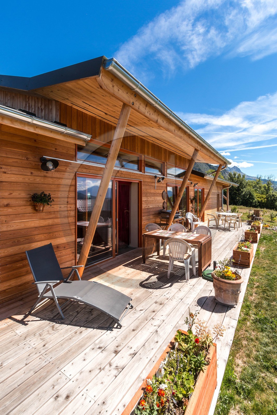 Constructeur de maison en paille