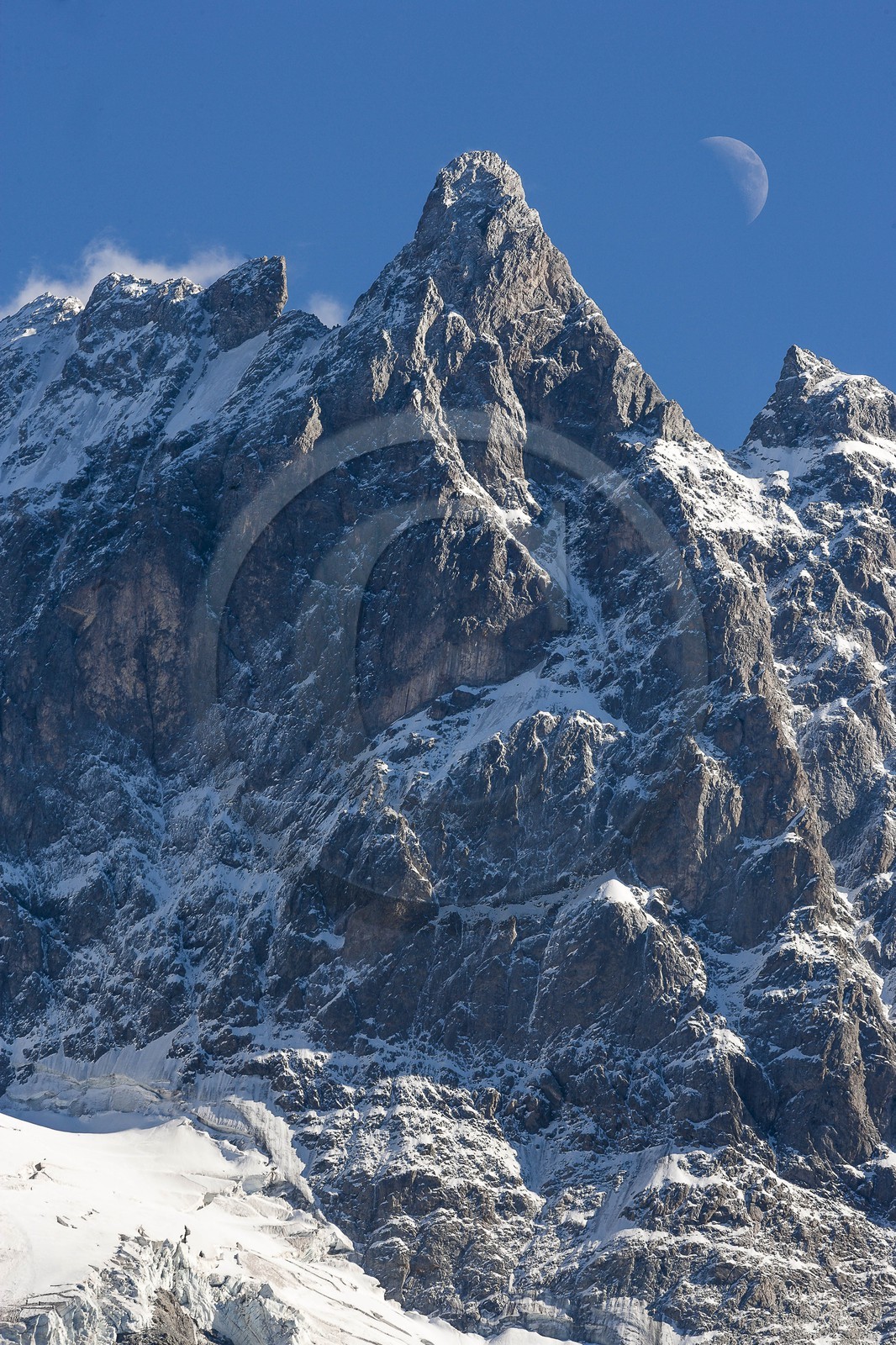 La Grave, Grand Pic de la Meije 3 983 m La Grave, Grand Pic de la Meije 3 983 m