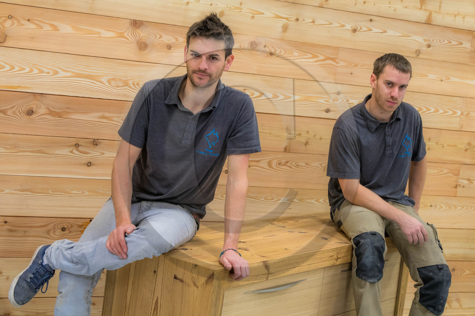 Atelier Monts & Merveilles, Clément Goudet, Compagnon Menuisier Ebéniste et Maxime Cuvelot responsable d'atelier Atelier Monts & Merveilles, Clément Goudet, Compagnon Menuisier Ebéniste et Maxime Cuvelot responsable d'atelier