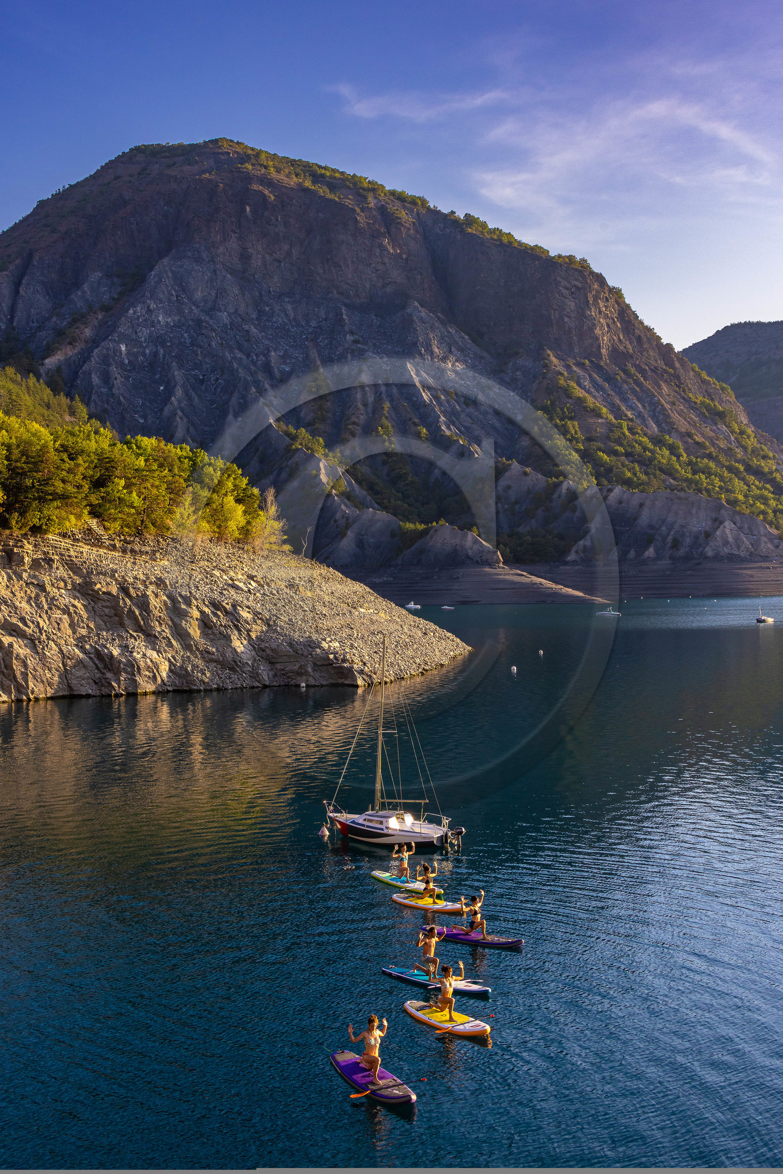 Yoga sur paddle, Serre-Ponçon Aloha