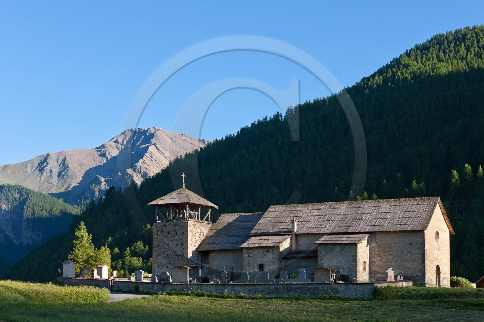Eglise Saint-Romain de Molines-en-Queyras