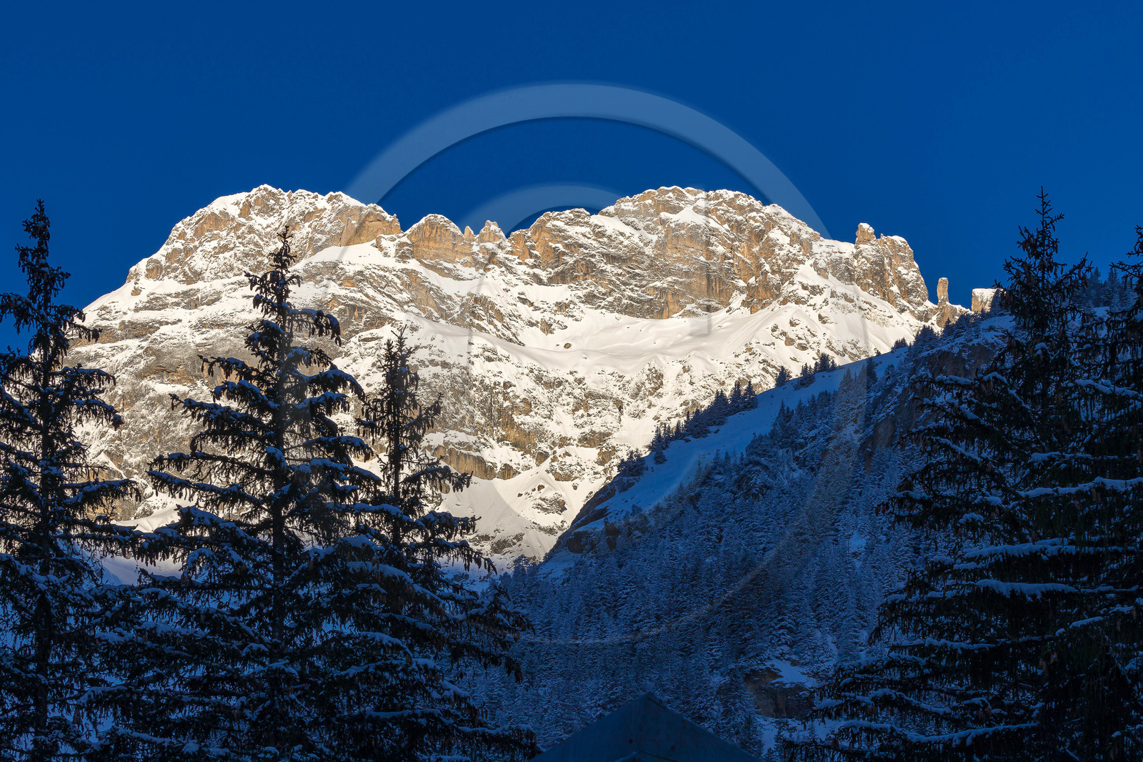 Pralognan-la-Vanoise, Aiguille de Mey et Le Doigt Pralognan-la-Vanoise, Aiguille de Mey et Le Doigt