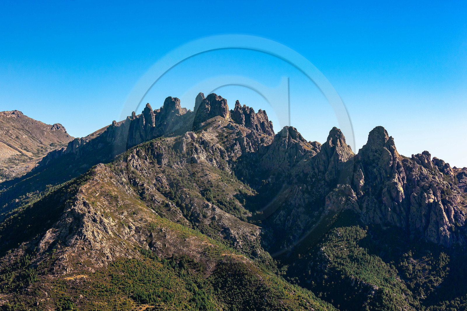 Les Aiguilles de Bavella (forchi di Bavedda ) Les Aiguilles de Bavella (forchi di Bavedda )
