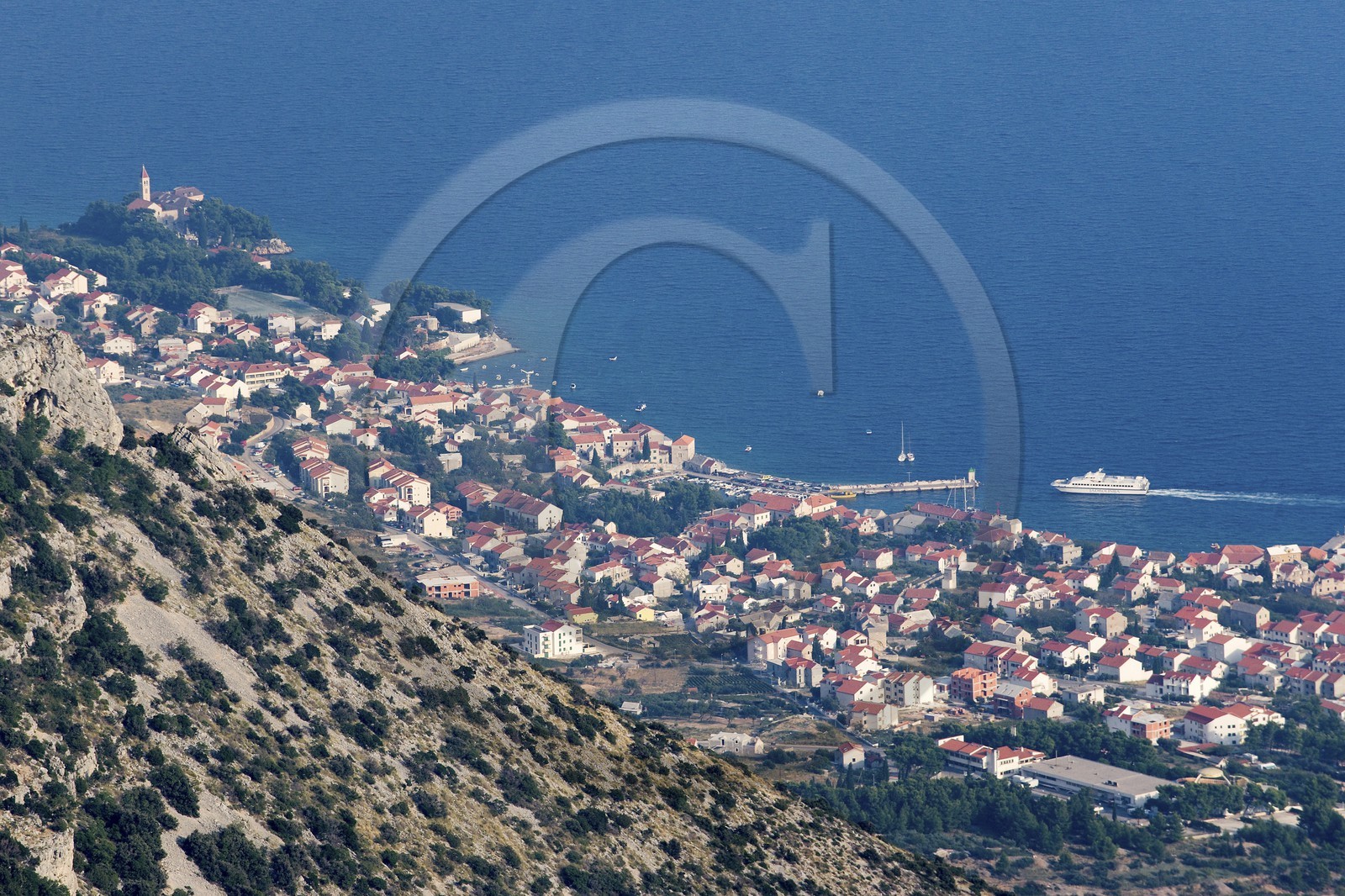 Bol, premier oasis touristique de l’ île de Brac.
