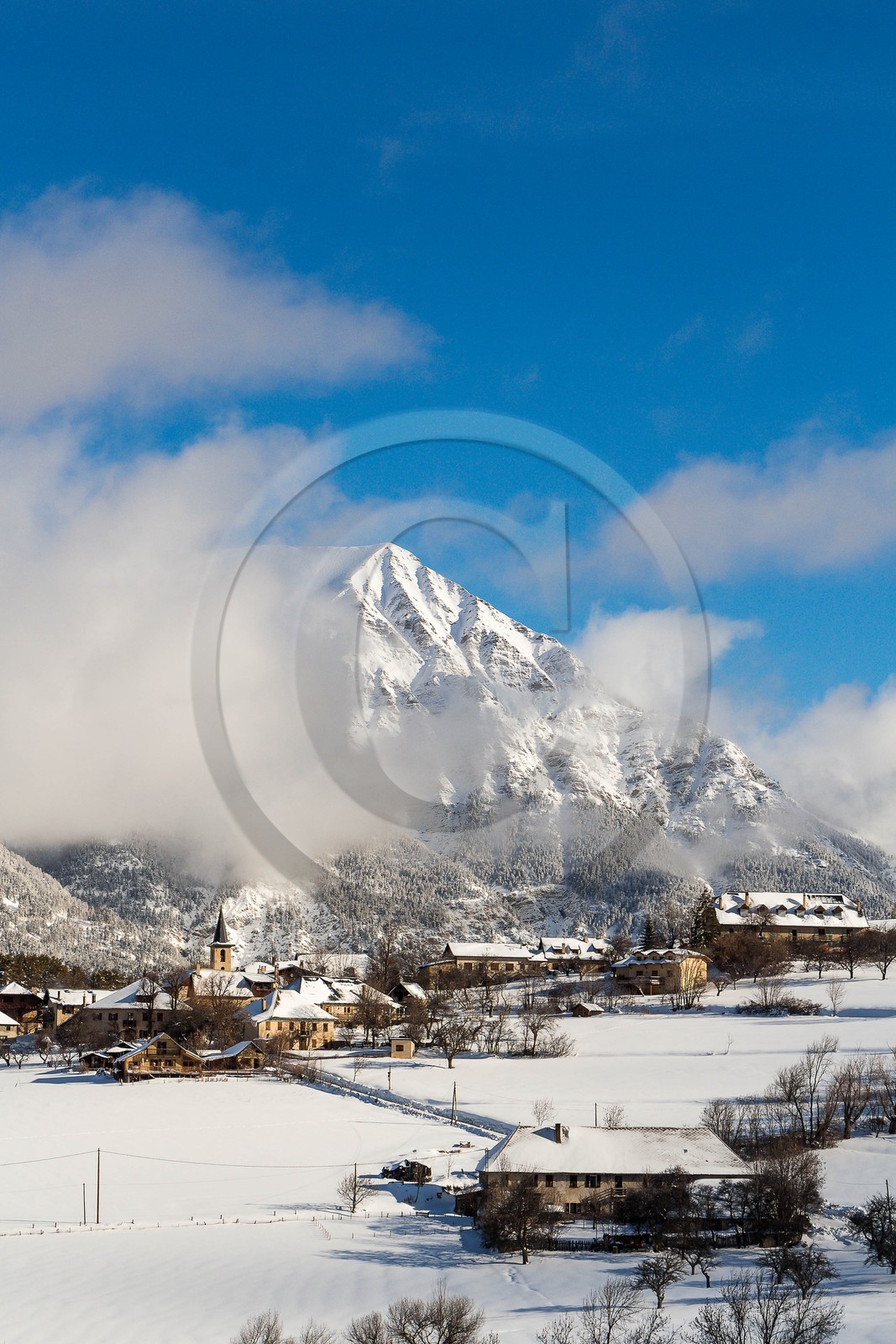station de ski Sauze Super-Sauzedepuis Serre-Notre-Dame, hameau La Conche