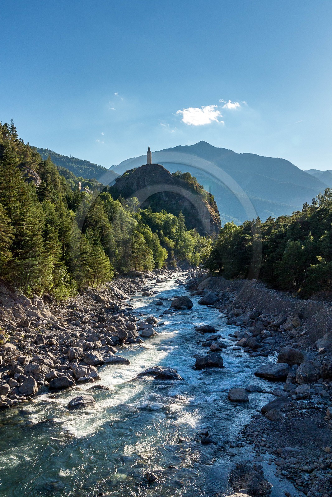 Rivière l'Ubaye à Méolans-Revel Rivière l'Ubaye à Méolans-Revel