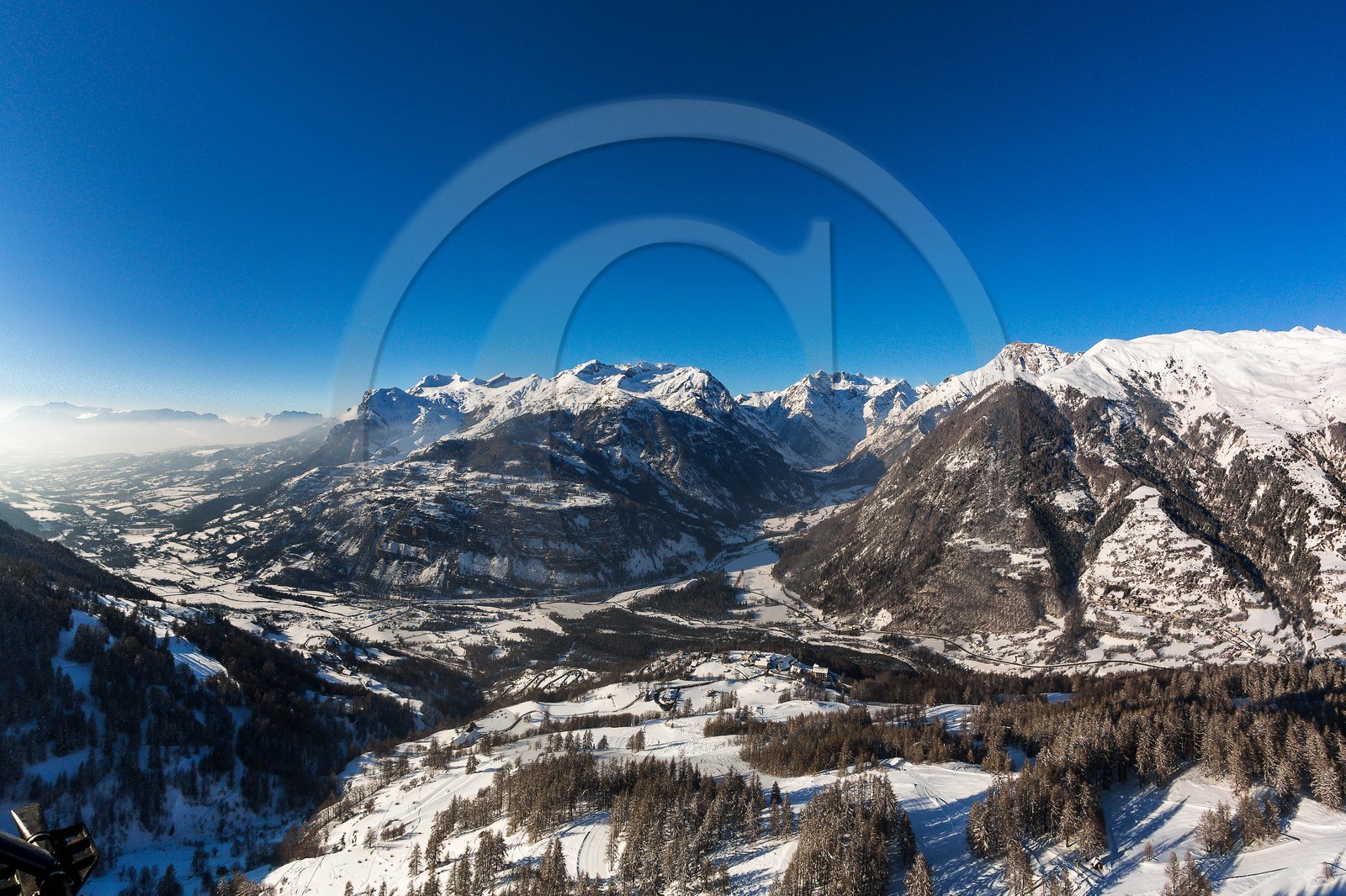 Station village de Serre-Eyraud Station village de Serre-Eyraud