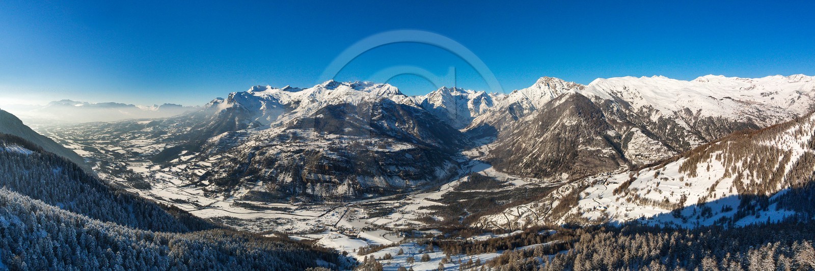 Station village de Serre-Eyraud Station village de Serre-Eyraud