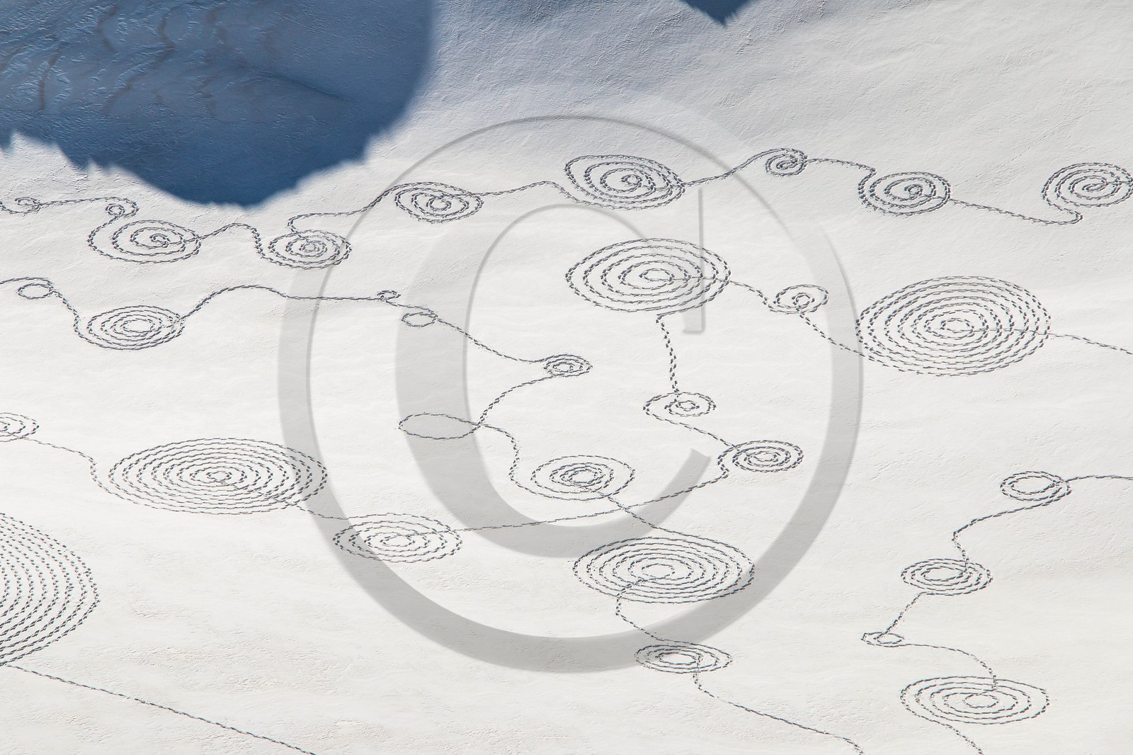 Serre-Chevalier, Snow drawings, une œuvre de l'artiste Sonja Hinrichsen