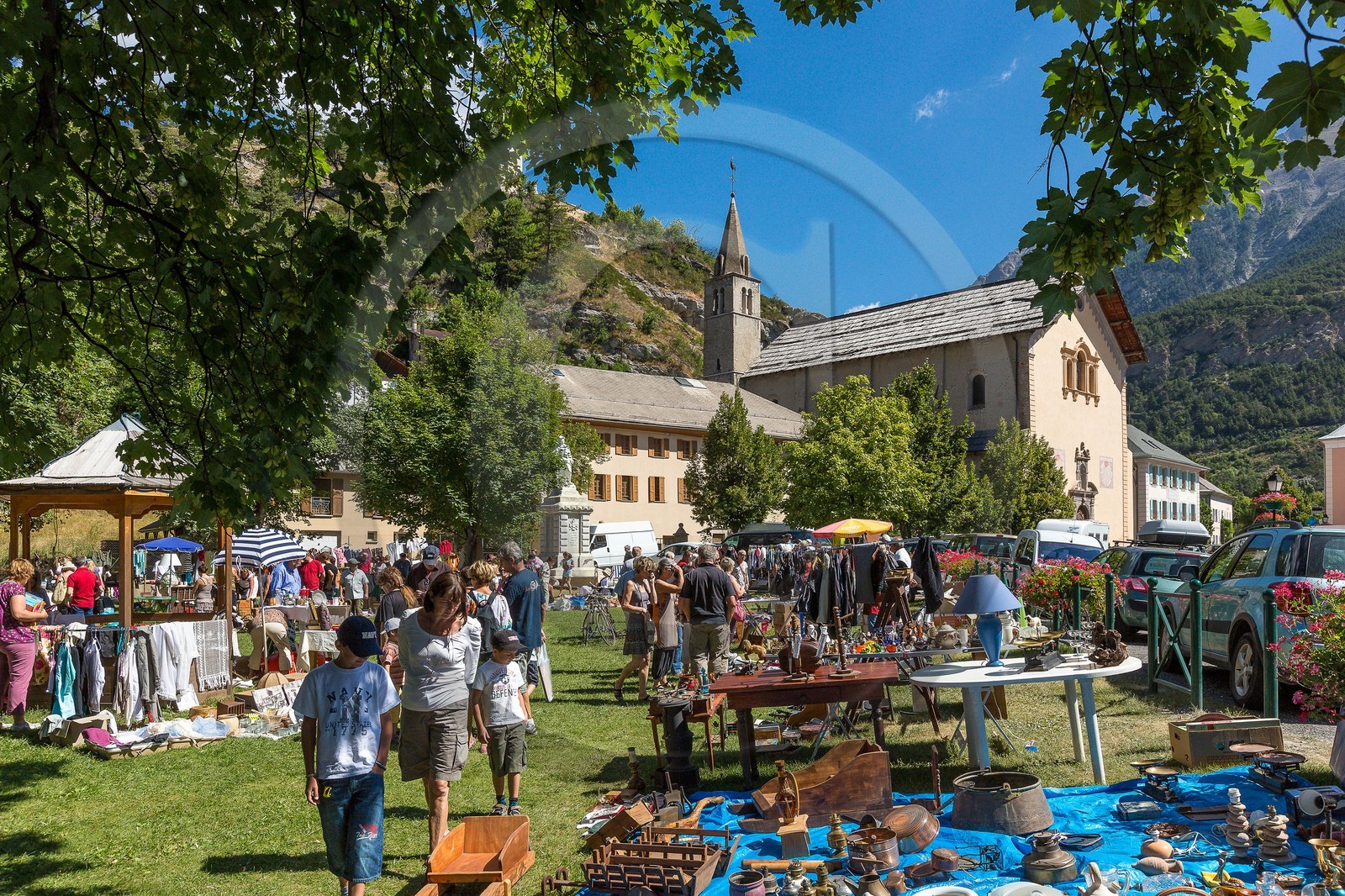 Jausiers, foire brocante vide-grenier