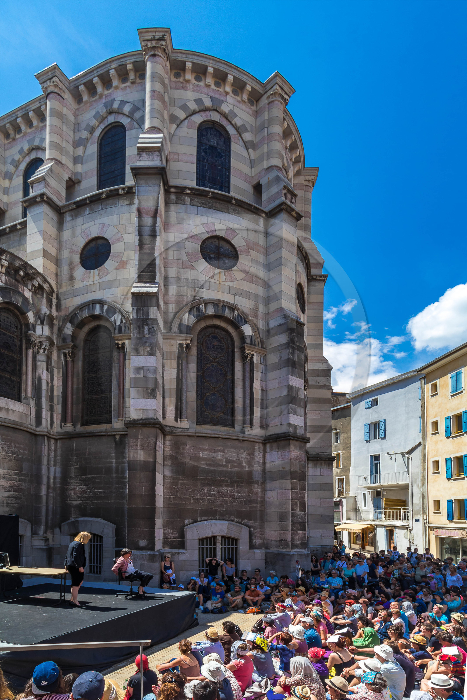 Festival Arts De Rue, Tous dehors (enfin) ! Argent, Pudeurs et Décadences