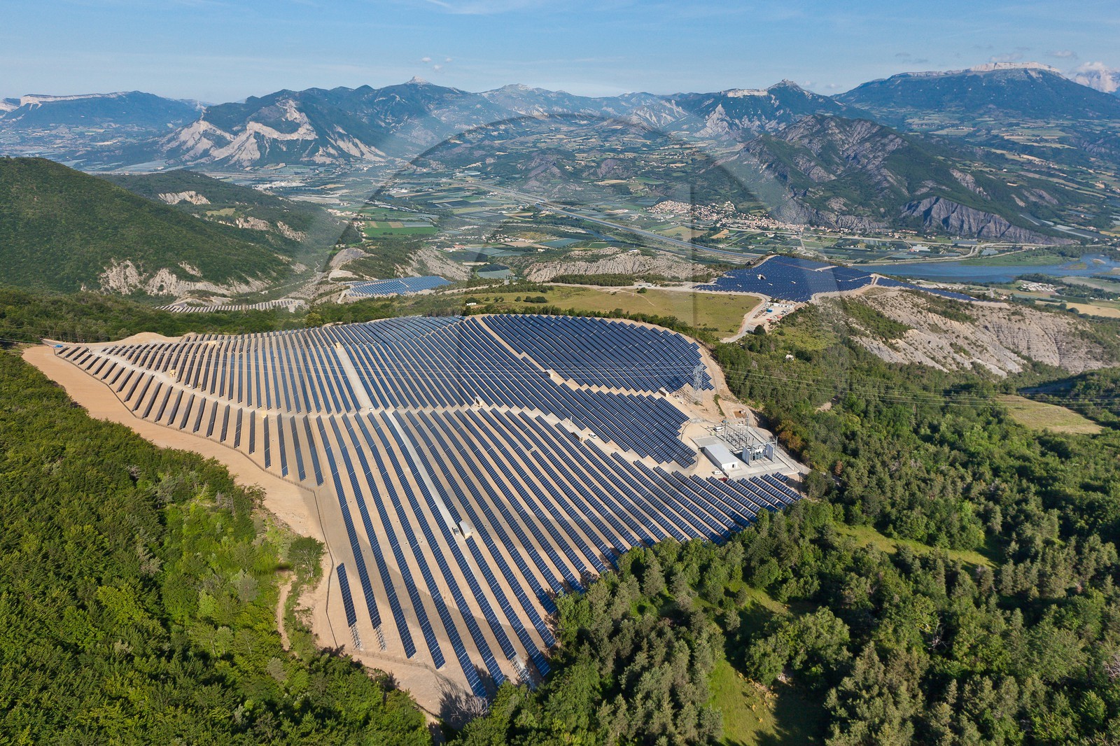 La plus grande centrale solaire photovoltaïque de France