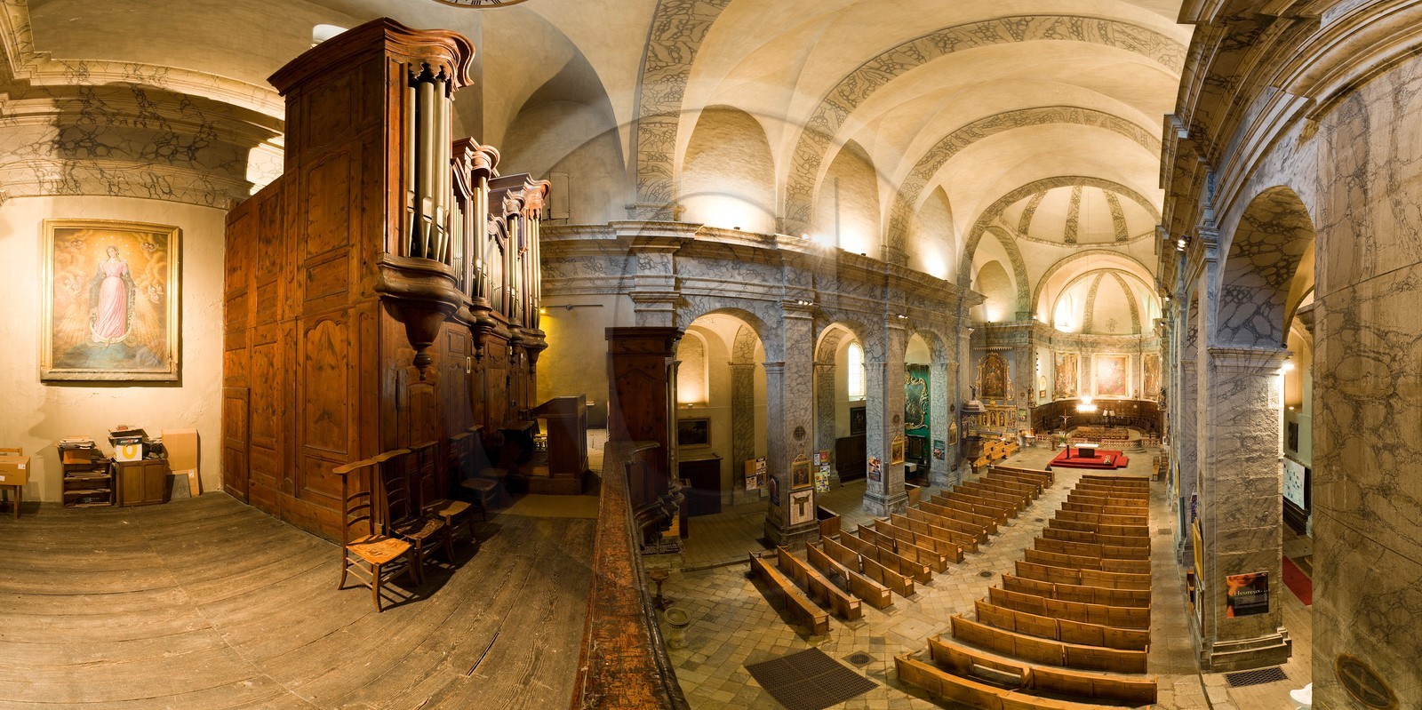Briançon, cité Vauban,  Église paroissiale Notre-Dame-et-Saint-Nicolas (ancienne collégiale Notre-Dame)