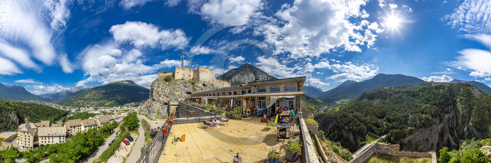 Briançon, Habitat Participatif  La Basse Cour Briançon, Habitat Participatif  La Basse Cour