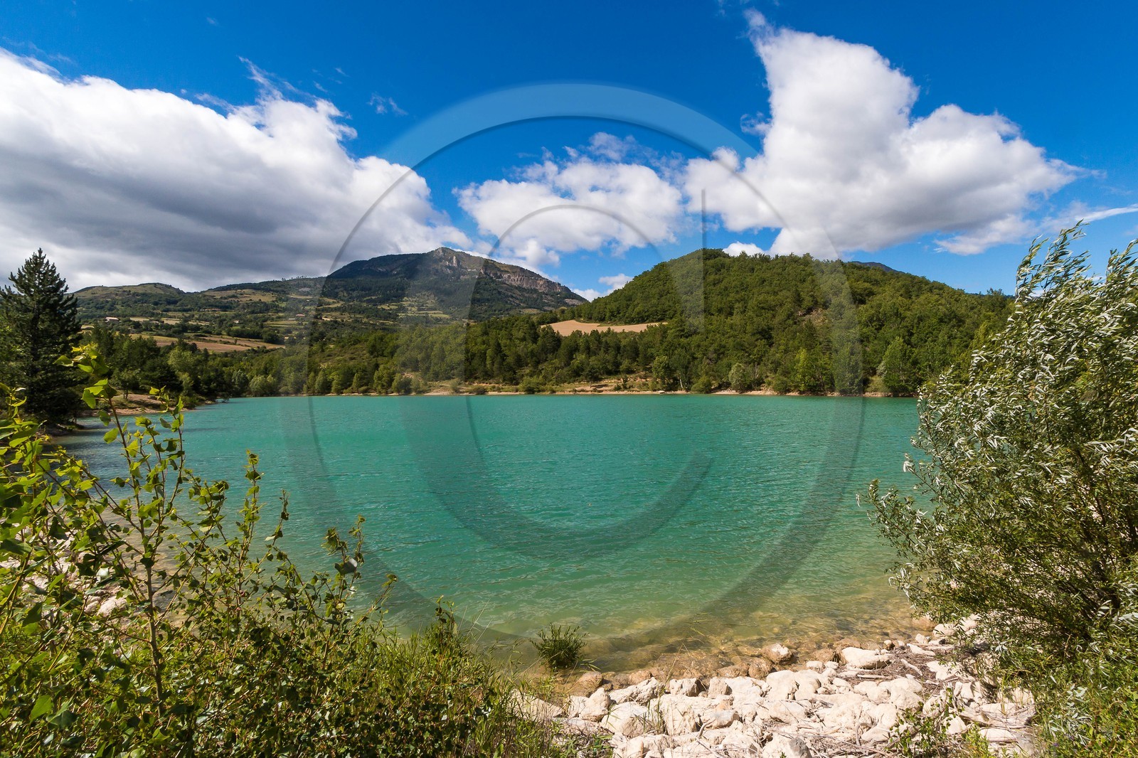 vallée des Duyes, Thoard, réserve d'eau Les Touisses vallée des Duyes, Thoard, réserve d'eau Les Touisses