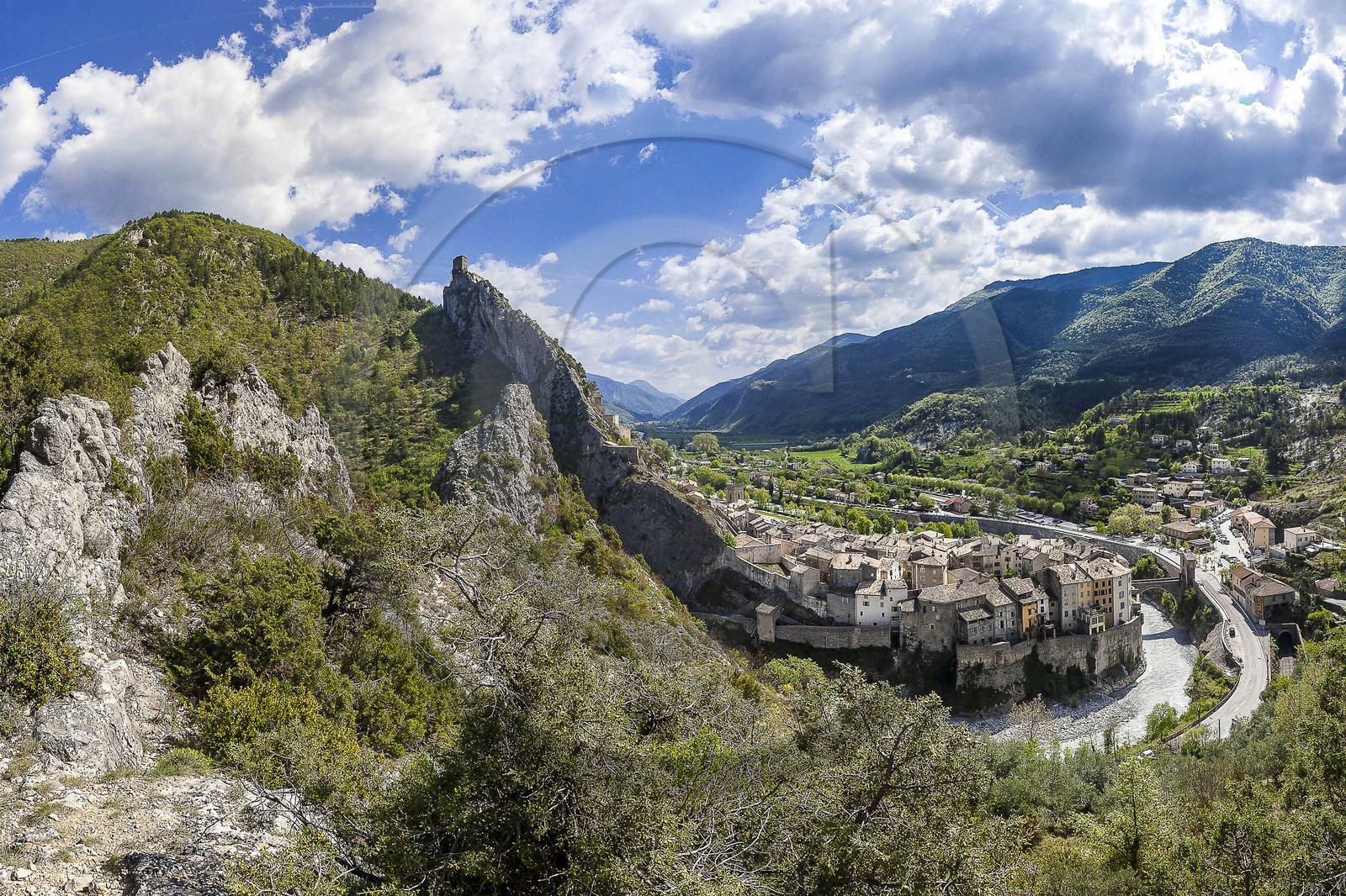 Entrevaux, cité médiévale, cité Vauban Entrevaux, cité médiévale, cité Vauban