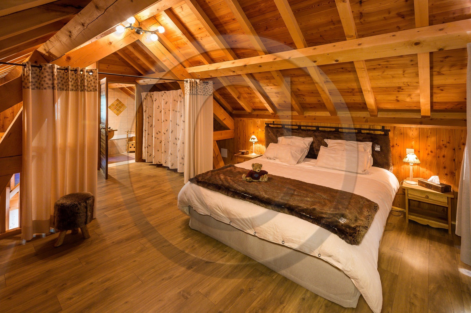 Agence Chaillol Loisirs, Chalets Shangrila