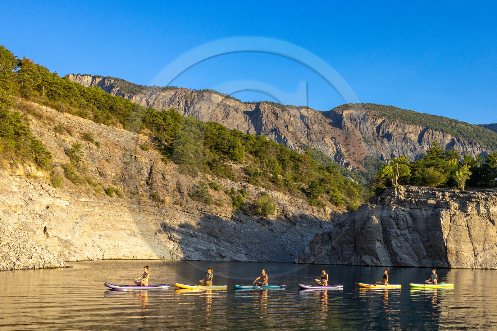 Yoga sur paddle, Serre-Ponçon Aloha