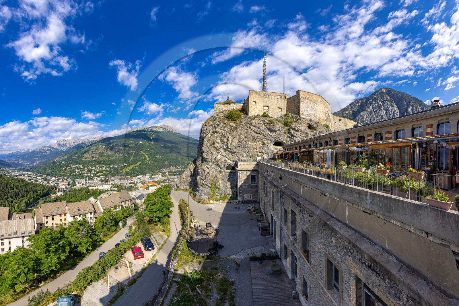 Briançon, Habitat Participatif  La Basse Cour Briançon, Habitat Participatif  La Basse Cour