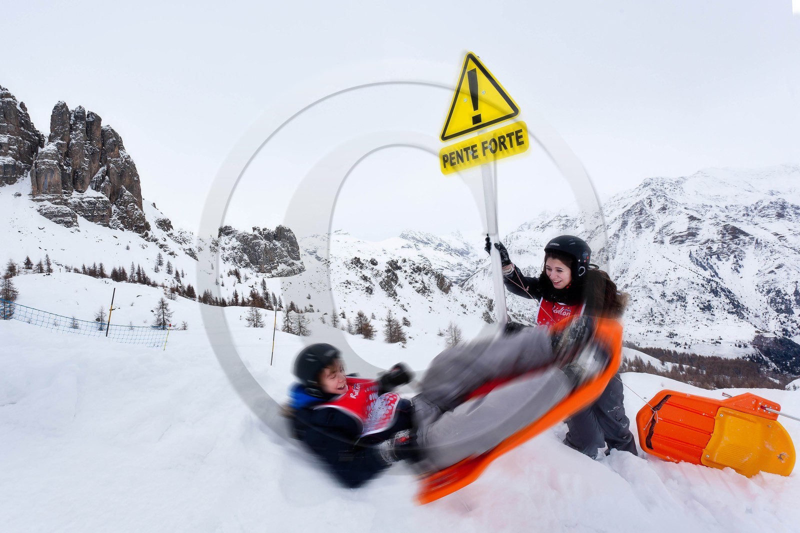 Pays de Serre-Ponçon, Réallon et La Ripaaa, piste de luge 100% naturelle