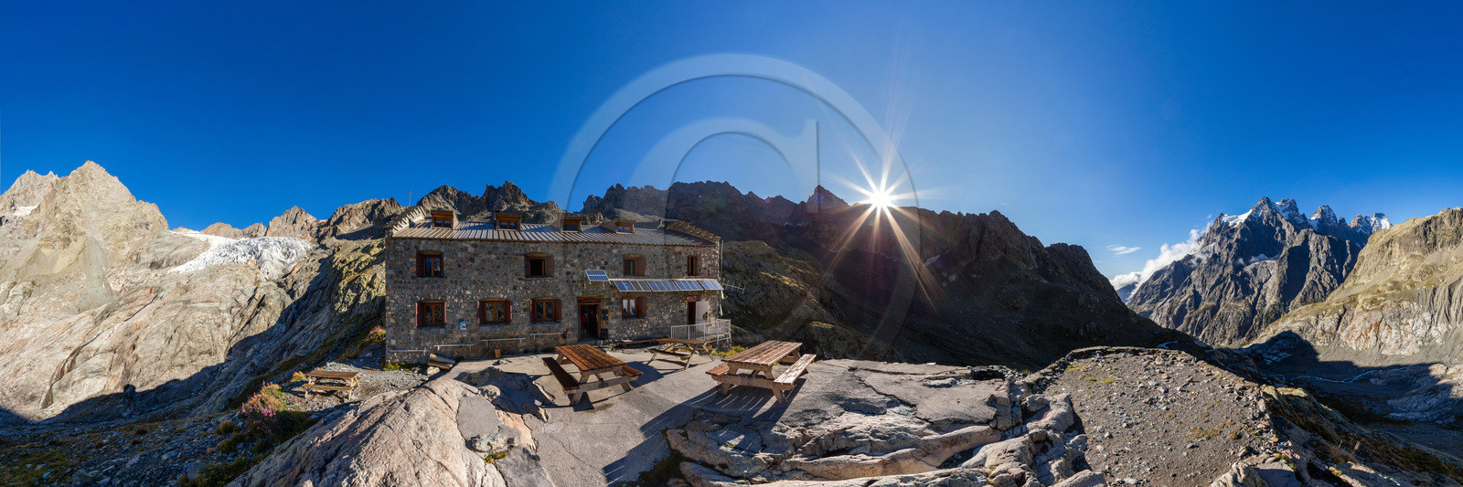 Refuge du Glacier Blanc Refuge du Glacier Blanc