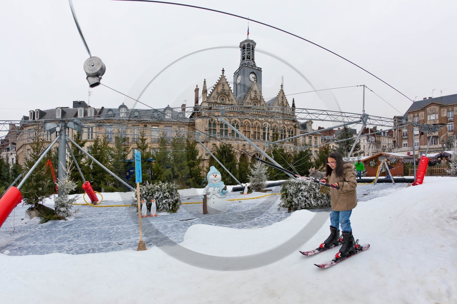 La patinoire en glace naturelle installée par Synerglace à Saint-Quentin La patinoire en glace naturelle installée par Synerglace à Saint-Quentin
