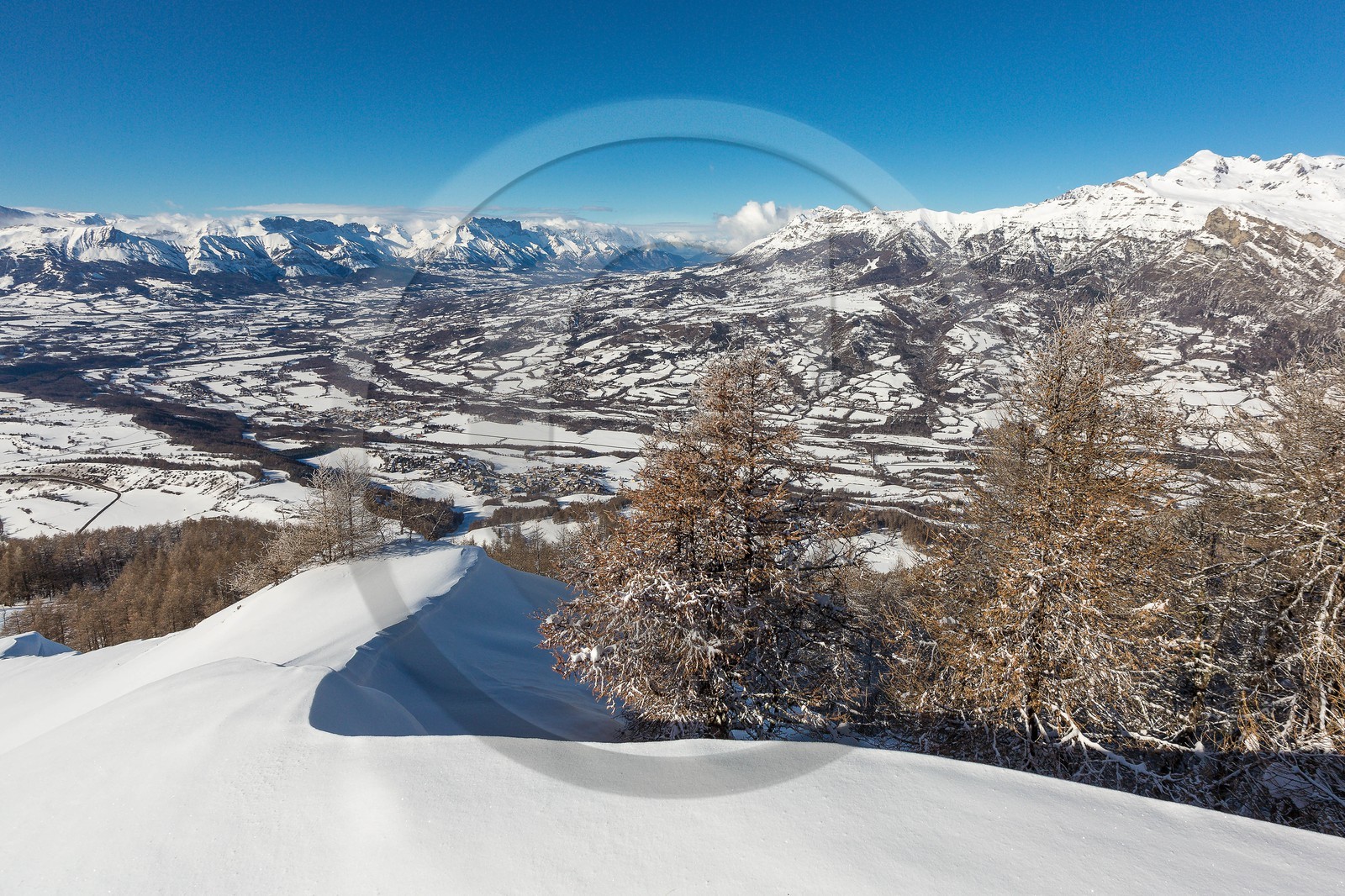 station village de Saint-Léger-les Mélèzes station village de Saint-Léger-les Mélèzes