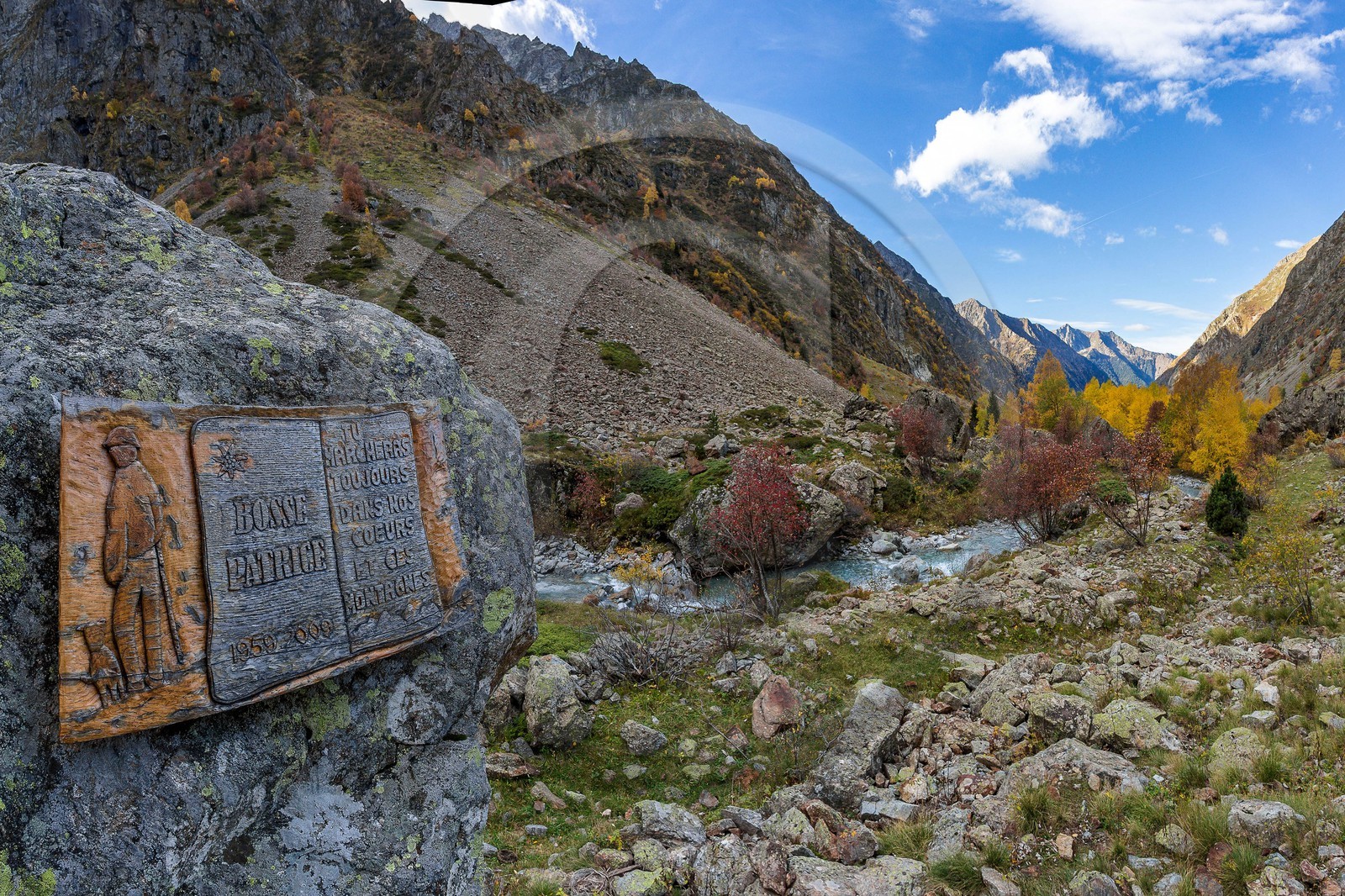 Vallée de la Bonne, village Le Désert