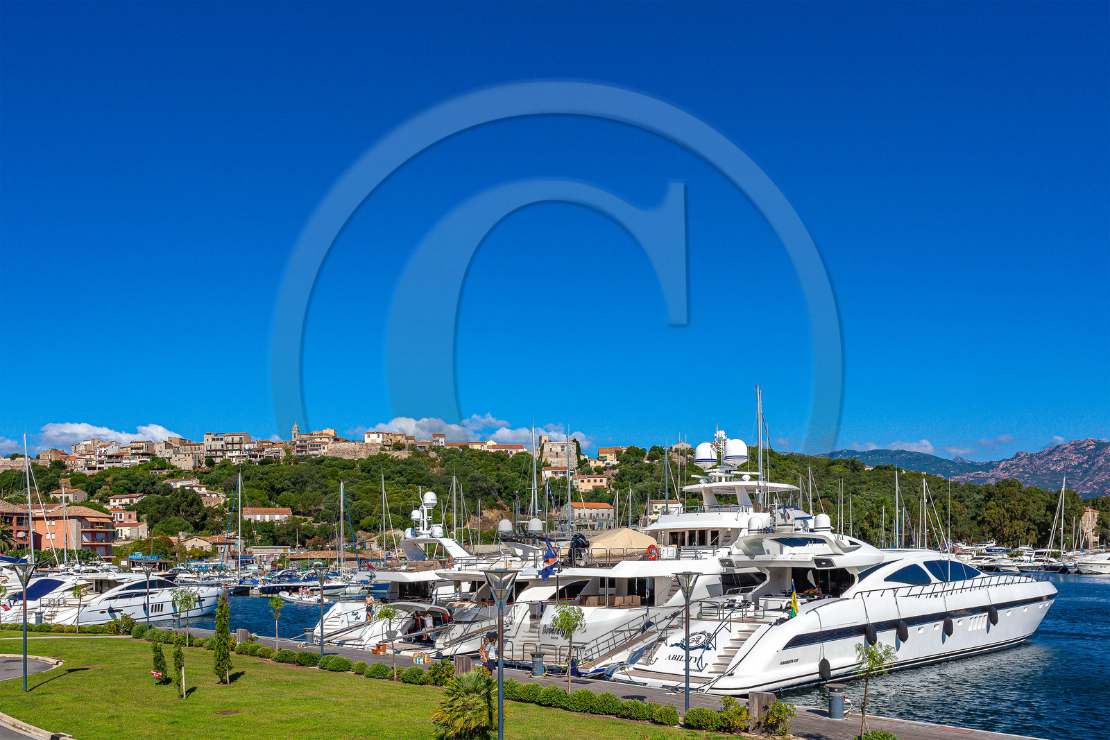 Porto-Vecchio, Port de plaisance et de pêche de Porto-Vecchio Porto-Vecchio, Port de plaisance et de pêche de Porto-Vecchio