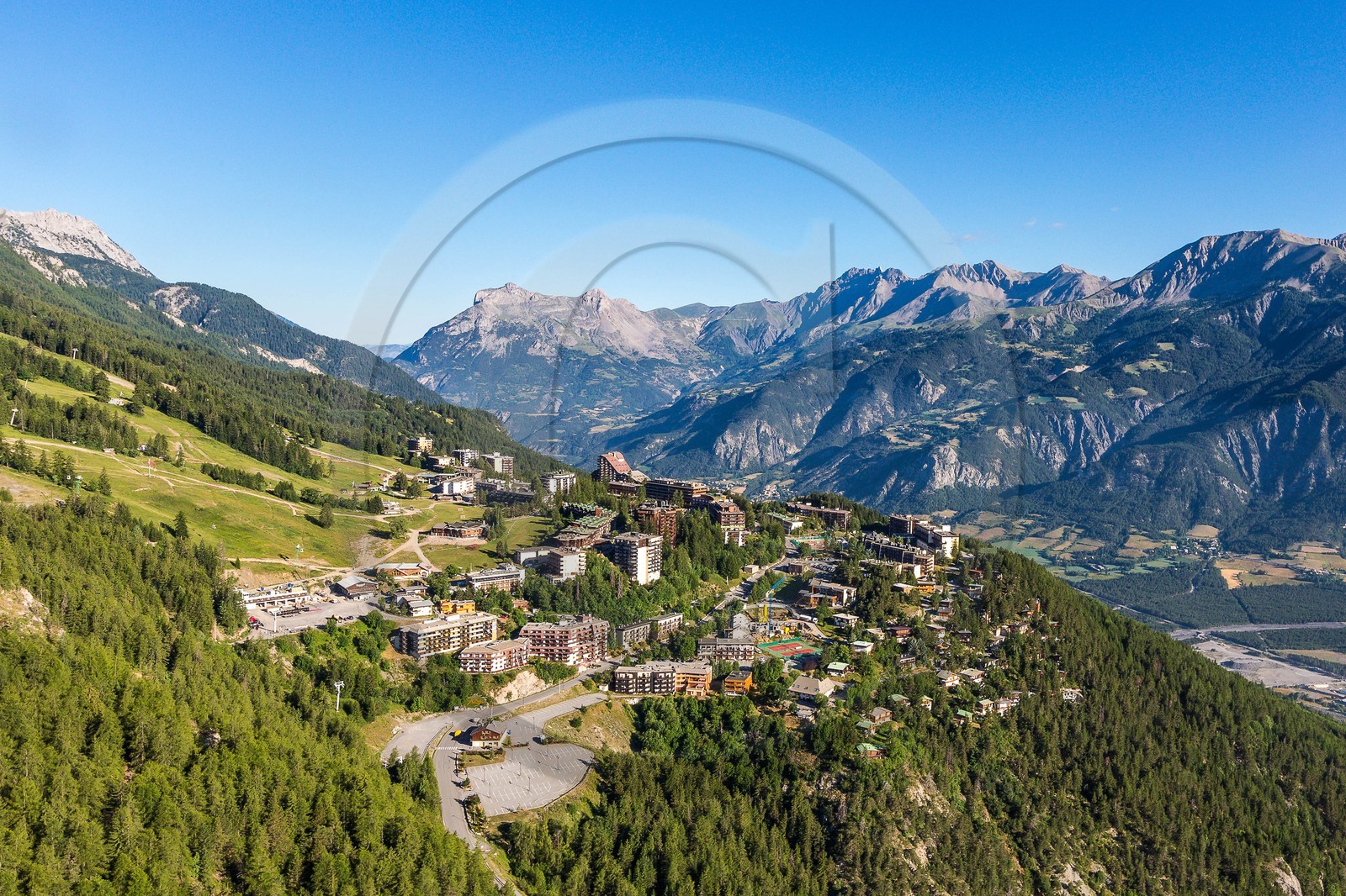 Uvernet-Fours, station de ski de Praloup