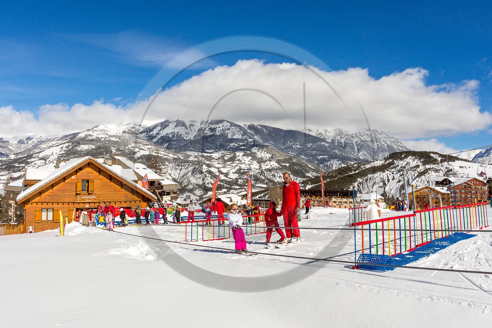 La station de ski Sauze Super-Sauze est une station village, le jardin des neiges La station de ski Sauze Super-Sauze est une station village, le jardin des neiges